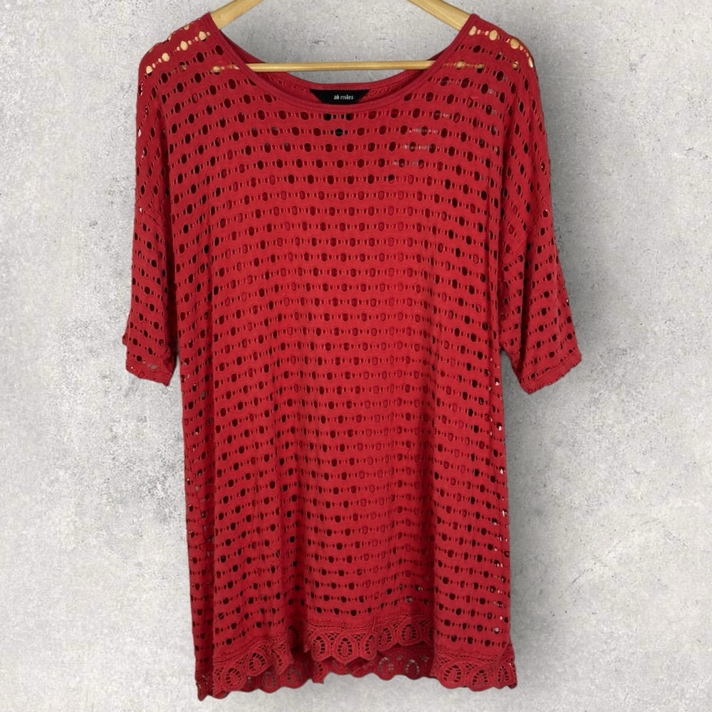 Ali Miles Red Crochet Open Back Layering Tunic Top Size Medium Lace Boho Blouse
